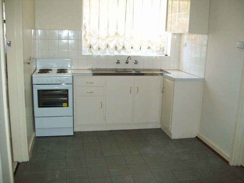 85b  Frederick Street, Safety Bay WA 6169