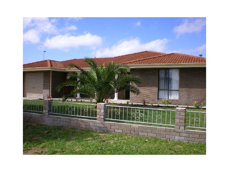 23 Tradewinds Drive, Safety Bay WA 6169