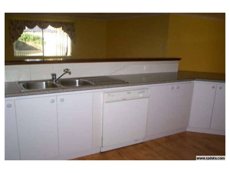 17 MCGUIRE MEWS, Rockingham WA 6168