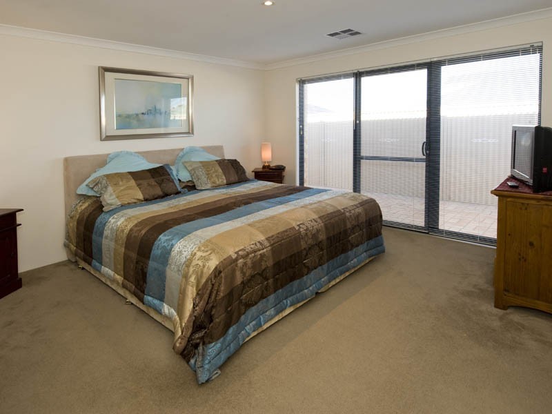 51 MOSEDALE LOOP, Waikiki WA 6169