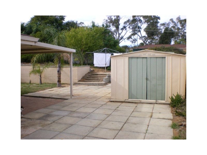 16 Cromer Gardens, Parmelia WA 6167