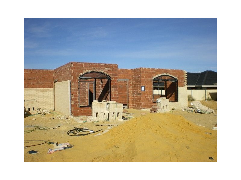 4 Kalbarri close, Bertram WA 6167