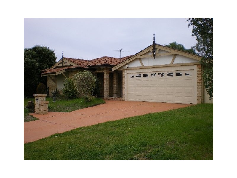 1 Sarah Ann Crescent, Warnbro WA 6169
