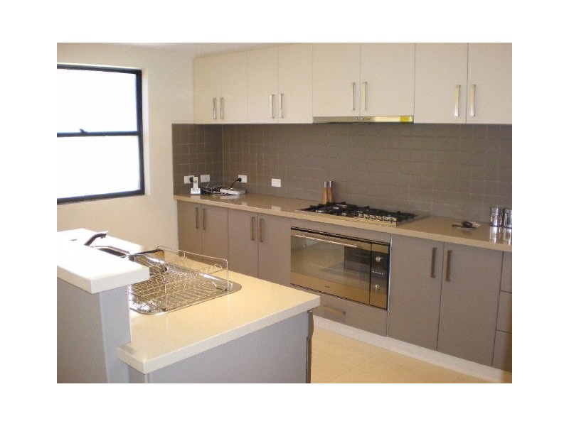 3/167 Rockingham Beach Rd, Rockingham WA 6168