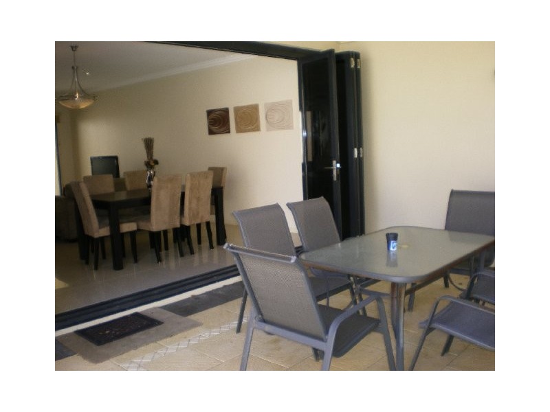 3/167 Rockingham Beach Rd, Rockingham WA 6168