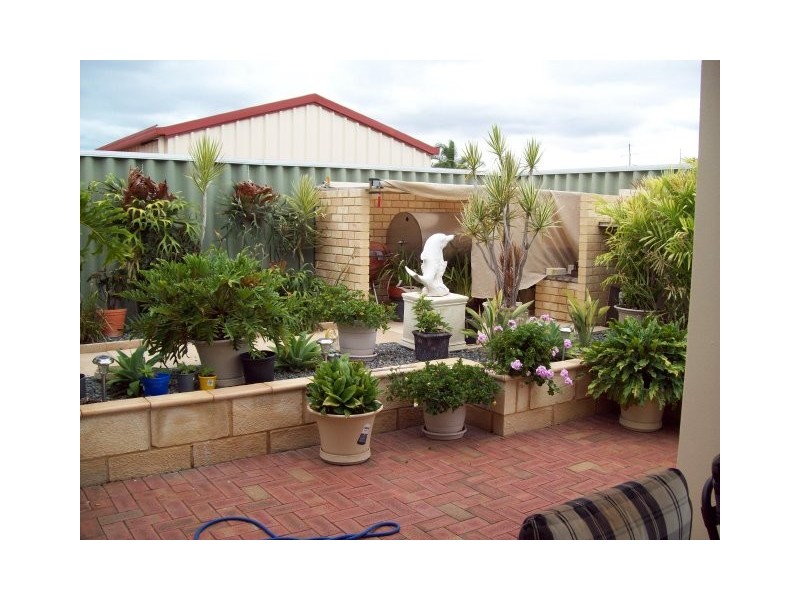 4 Atara Approach, Rockingham WA 6168