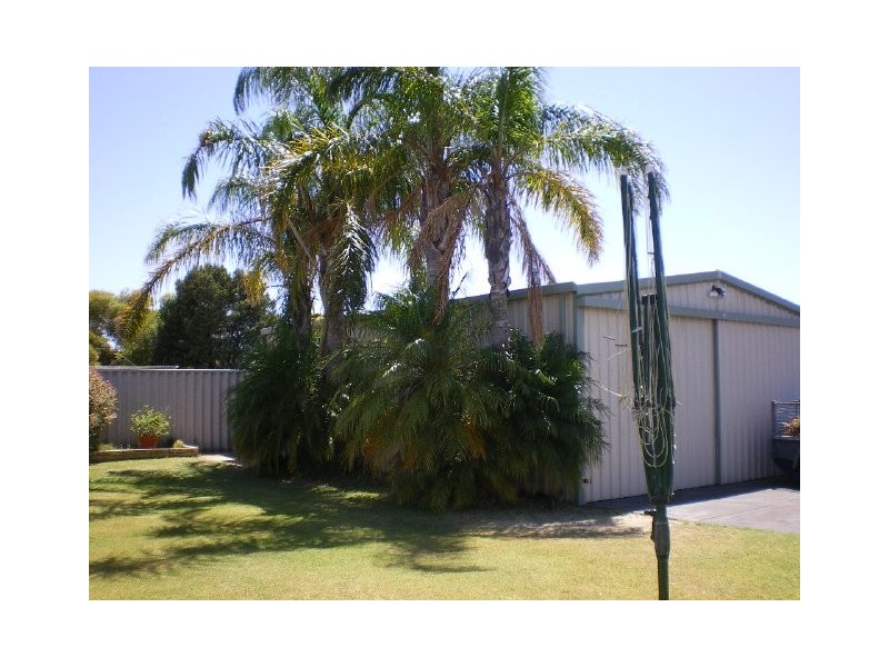2 Konda Close, Warnbro WA 6169