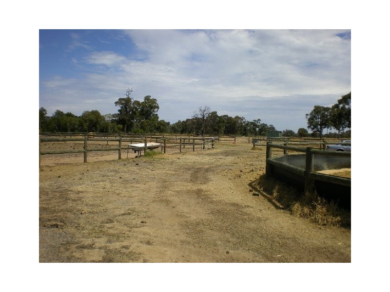 19 Randell Road, Mardella WA 6125