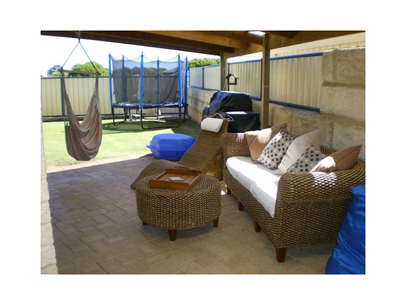 153 Penguin Road, Safety Bay WA 6169