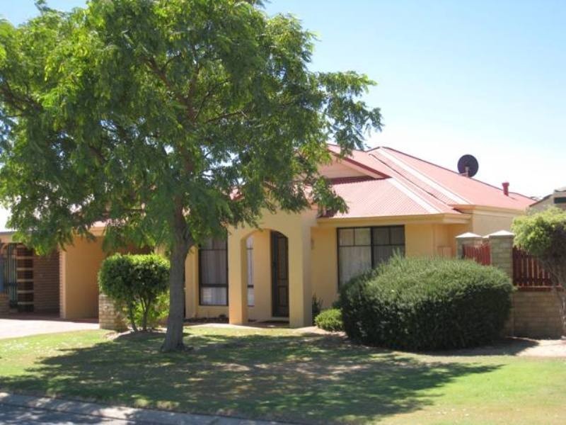 5/92 Oakwood Crescent, Waikiki WA 6169