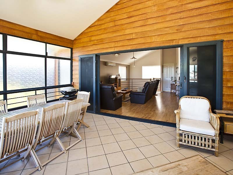 37 Jupiter Bend, Rockingham WA 6168