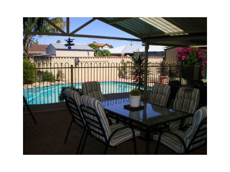 15 Tasman Place, Waikiki WA 6169