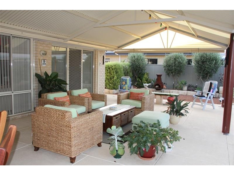 7 Waterhead Road, Waikiki WA 6169