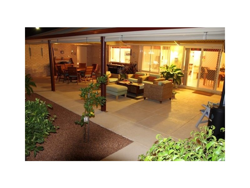 7 Waterhead Road, Waikiki WA 6169