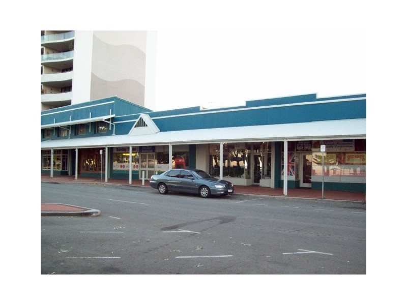 11 Rockingham Beach Rd, Rockingham WA 6168