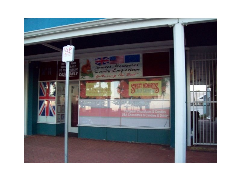 11 Rockingham Beach Rd, Rockingham WA 6168