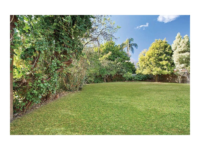 16A Palmerston Road, Waitara NSW 2077