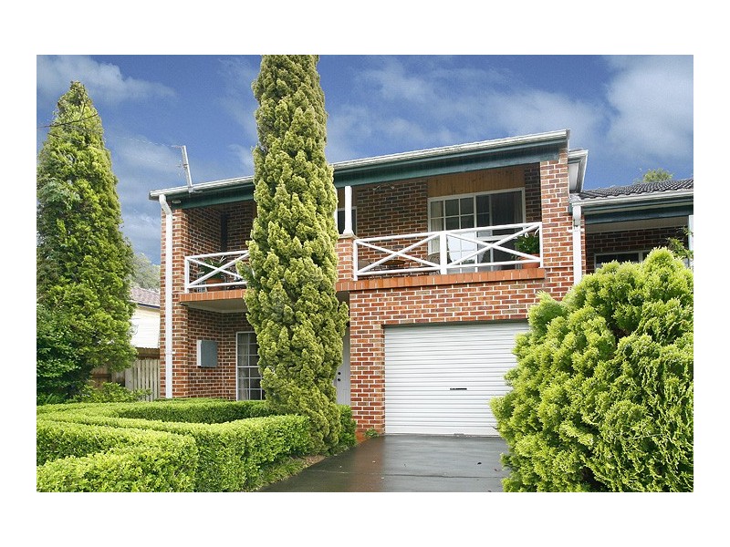 2/23 Bouvardia Street, Asquith NSW 2077