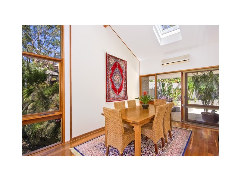 5 Pembroke Avenue, Turramurra NSW 2074