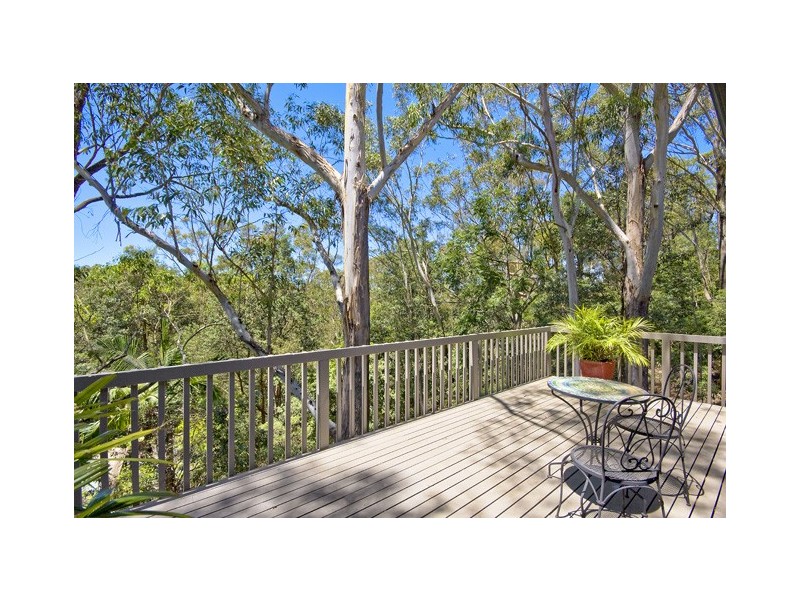 5 Pembroke Avenue, Turramurra NSW 2074