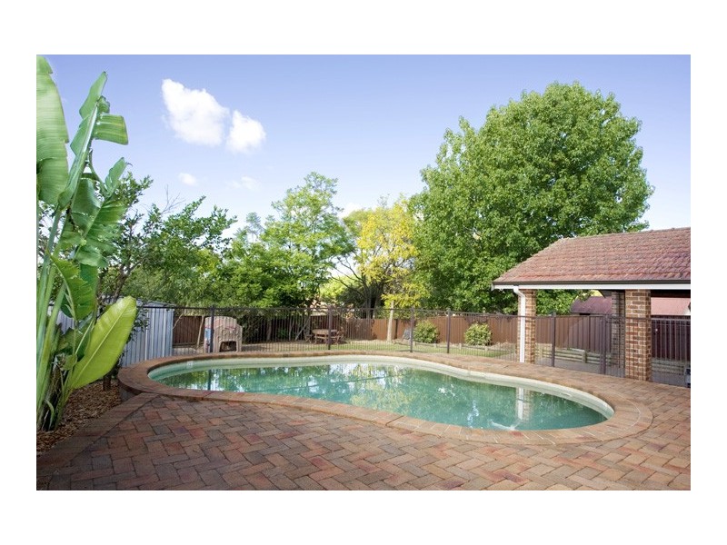12 Kuring-gai Chase Road, Mount Colah NSW 2079