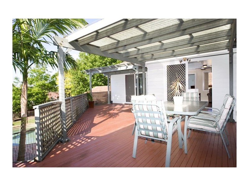 12 Kuring-gai Chase Road, Mount Colah NSW 2079