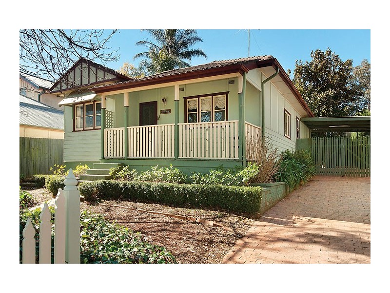 6 Lockerbie Road, Thornleigh NSW 2120