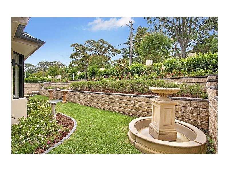 32 Tennyson Avenue, Turramurra NSW 2074