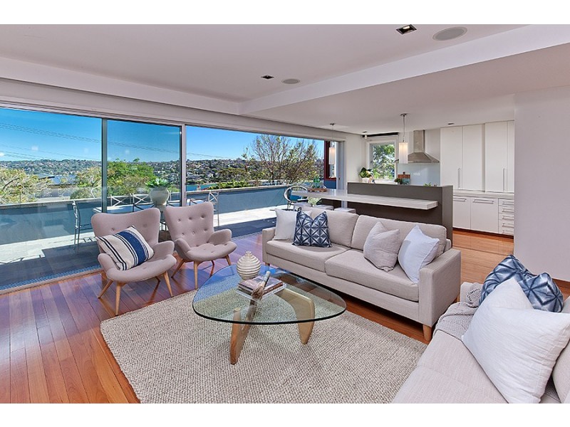 18 Moore Street, Clontarf NSW 2093