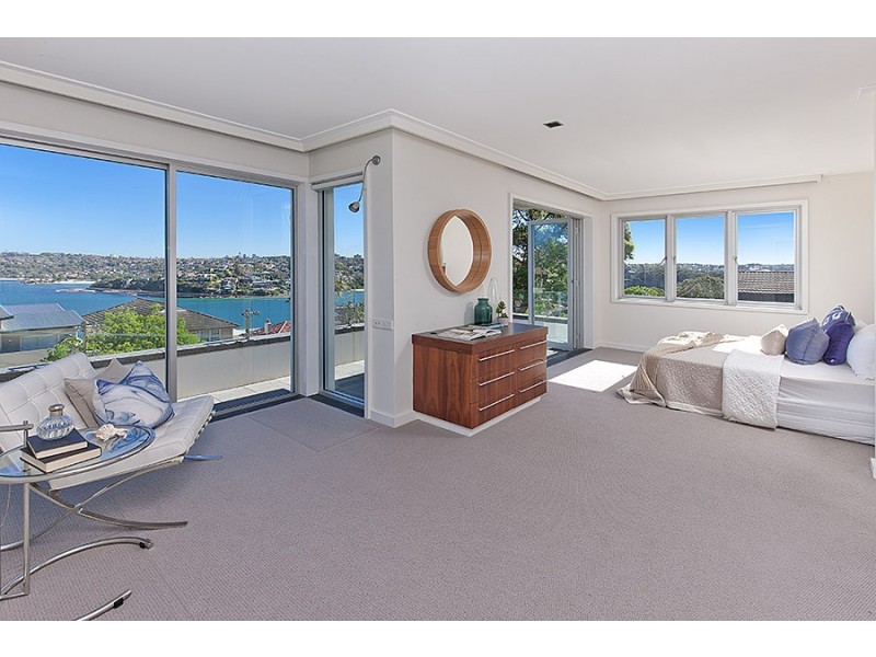 18 Moore Street, Clontarf NSW 2093