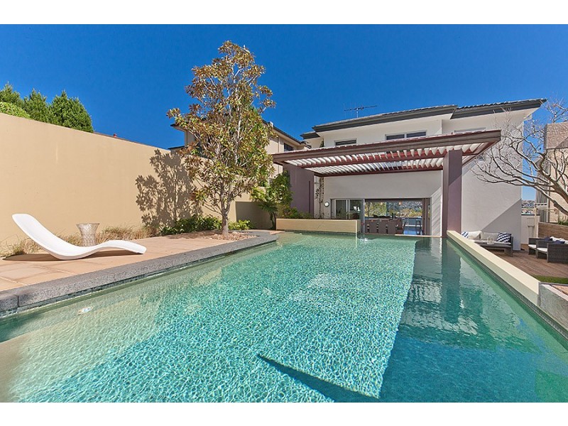 18 Moore Street, Clontarf NSW 2093