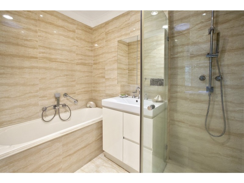 2/2D Battle Boulevard, Seaforth NSW 2092