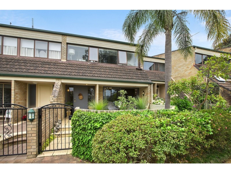 2/2D Battle Boulevard, Seaforth NSW 2092