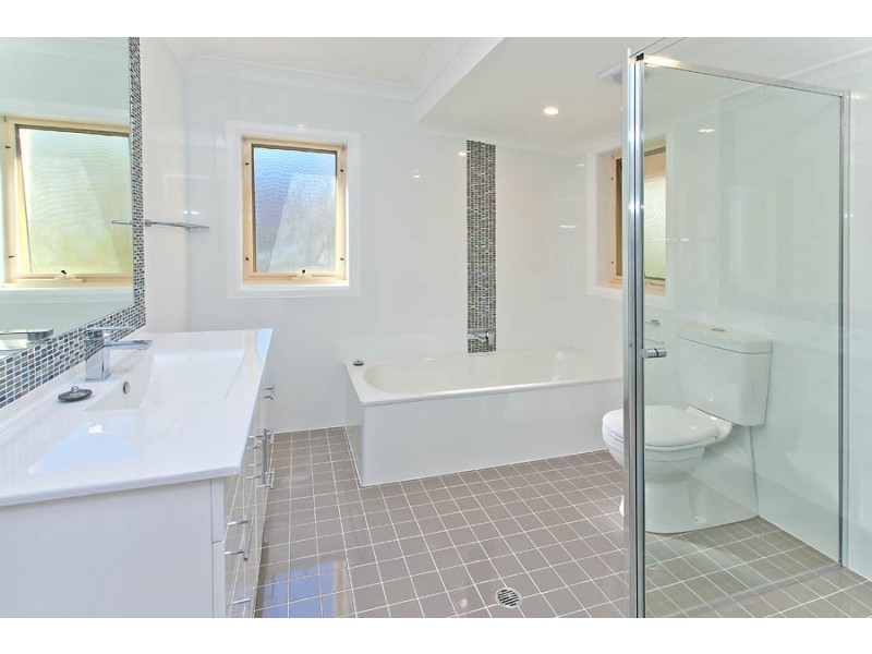 1/4 Suwarrow Street, Fairlight NSW 2094