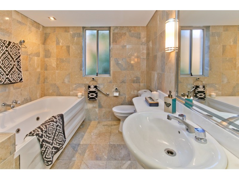 2/22 Parriwi Road, Mosman NSW 2088