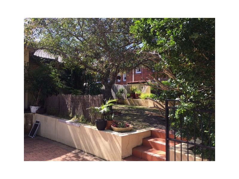 93 Crown Rd, Queenscliff NSW 2096