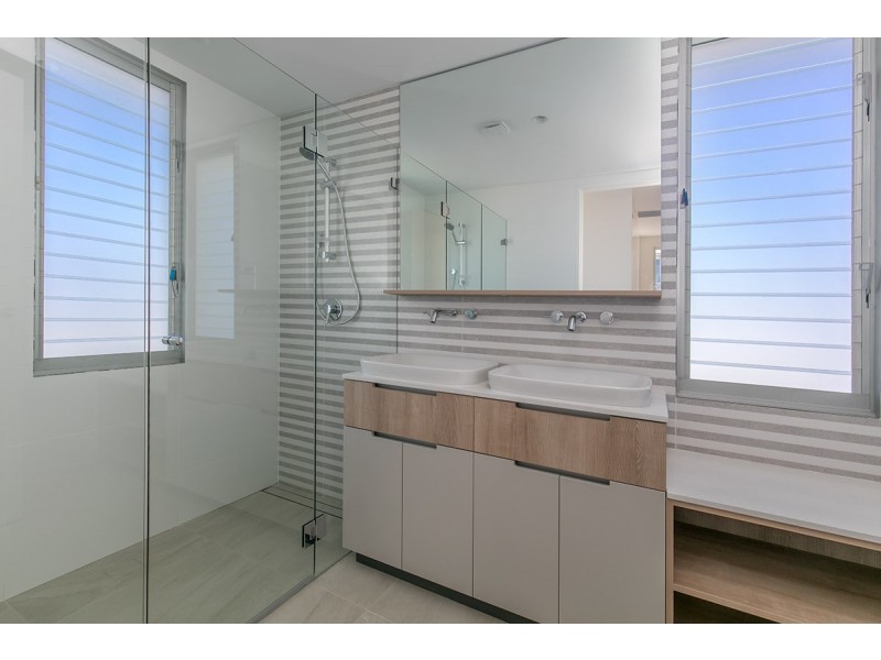 2A Panorama Pde, Seaforth NSW 2092