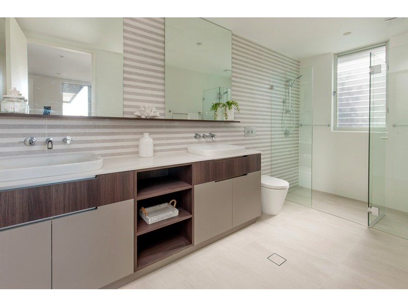 6A Panorama Pde, Seaforth NSW 2092