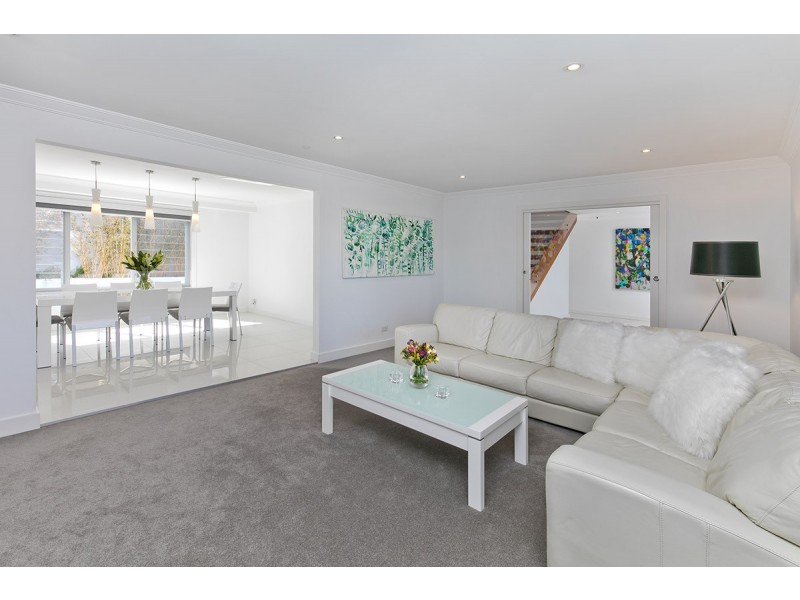 12 Aden Street, Seaforth NSW 2092