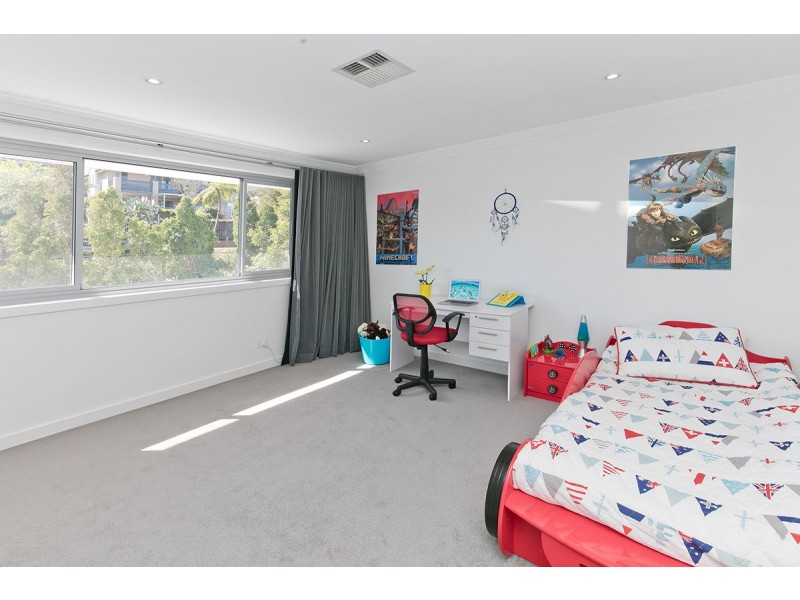 12 Aden Street, Seaforth NSW 2092