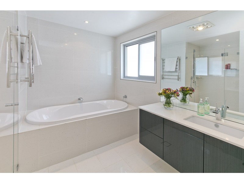 12 Aden Street, Seaforth NSW 2092