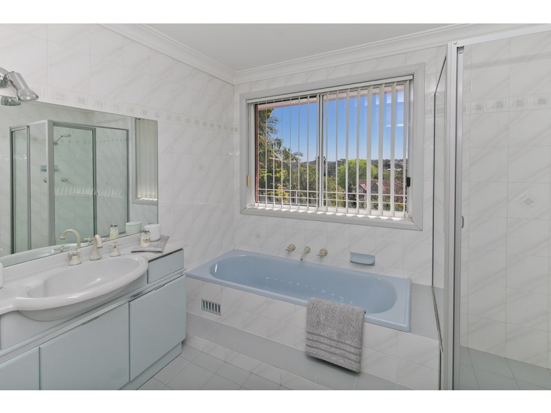 42 Edgecliffe Esplanade, Seaforth NSW 2092