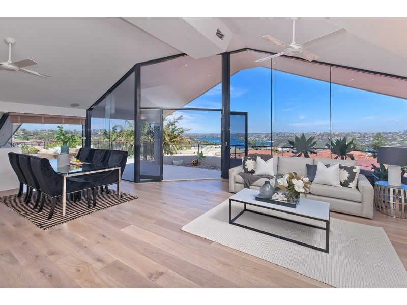 2 Panorama Parade, Seaforth NSW 2092