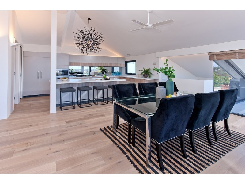 2 Panorama Parade, Seaforth NSW 2092