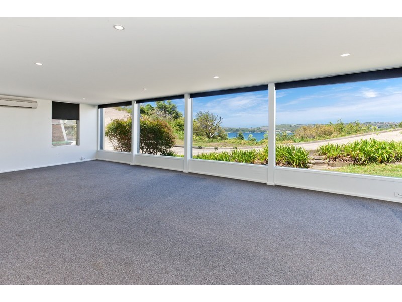 6 Castle Rock Crescent, Clontarf NSW 2093