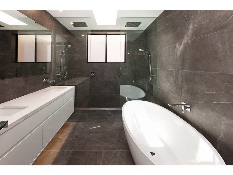 6 Castle Rock Crescent, Clontarf NSW 2093