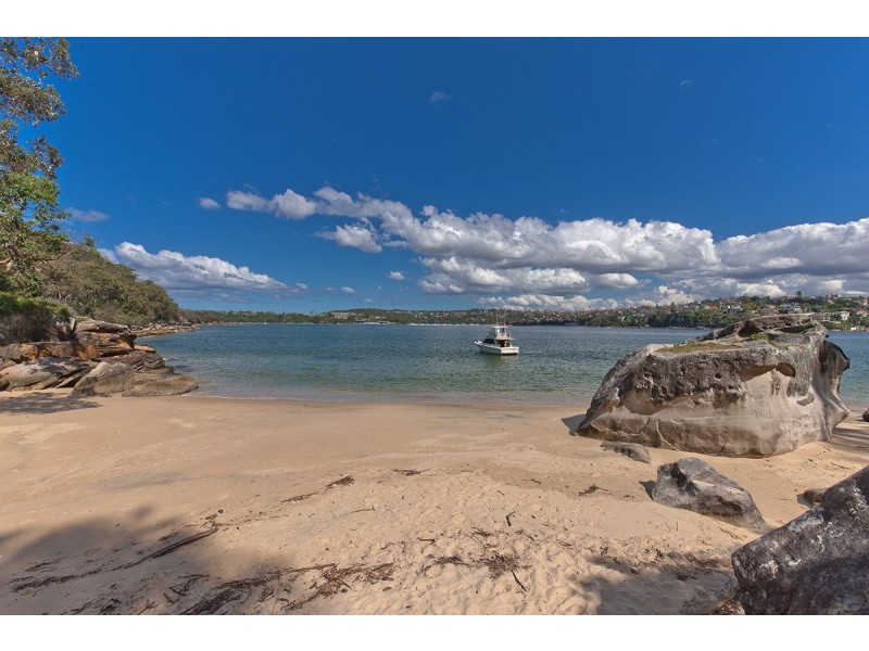 6 Castle Rock Crescent, Clontarf NSW 2093