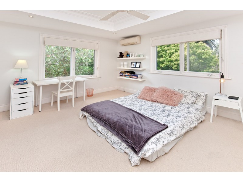 24 Gordon Street, Clontarf NSW 2093