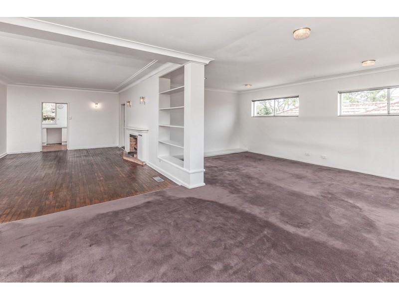 12 Russell Street, Clontarf NSW 2093