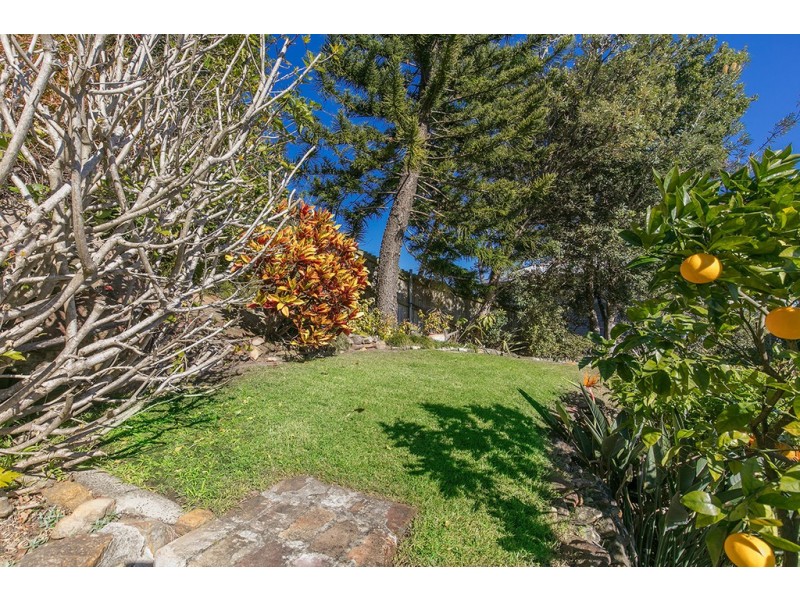 34 Peronne Avenue, Clontarf NSW 2093